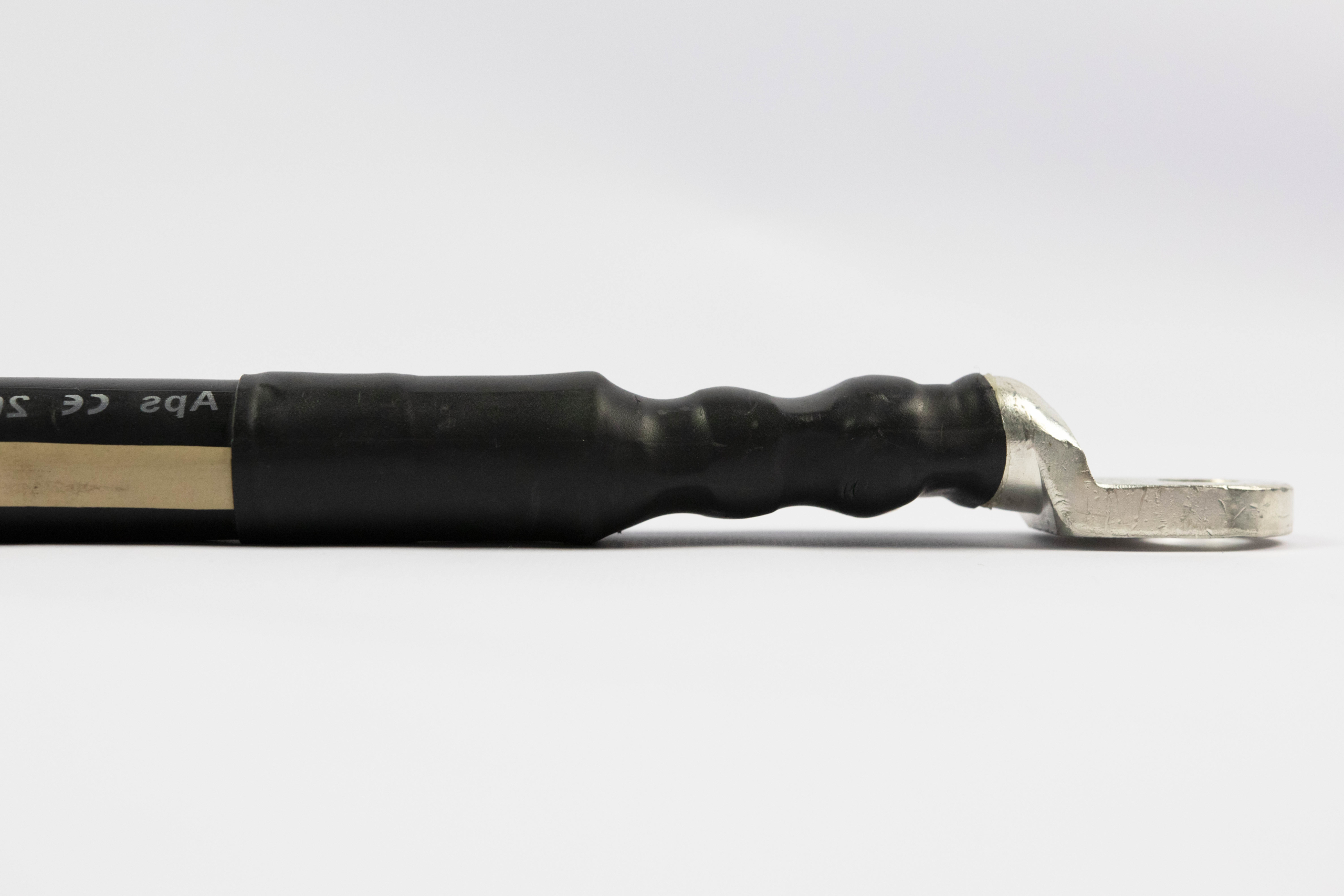 Alukaflex aluminiumskabel konnekteret med kabelsko