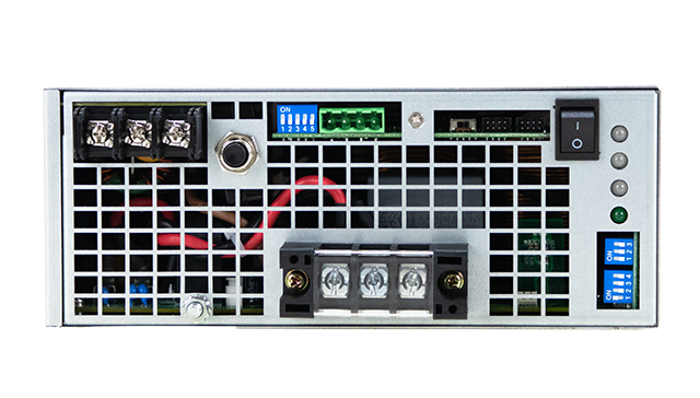NTN-5K fra MEANWELL med indbygget lader og UPS i 5000W DC/AC-inverter med meget bredt anvendelsesområde. FOrhandler er Power Technic. Ring 70 208 210 for mere information.