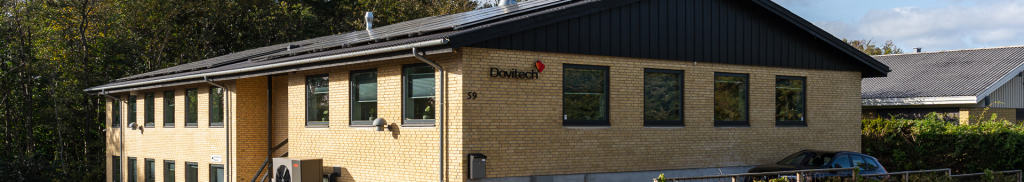 Dovitech A/S hovedkontor i BirkerÃ¸d med firmabygning og omgivelser.