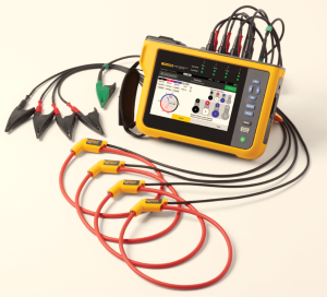 Fluke 1777 trefaset effektkvalitetsanalysator med fire fleksible iFlex-strømprober til måling og analyse af elkvalitet.